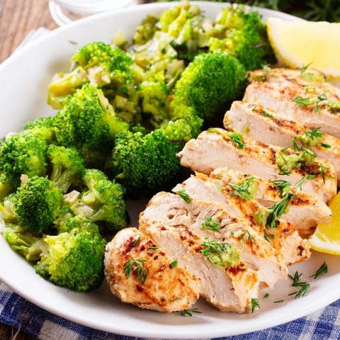 Microwave Steamed Chicken Broccoli